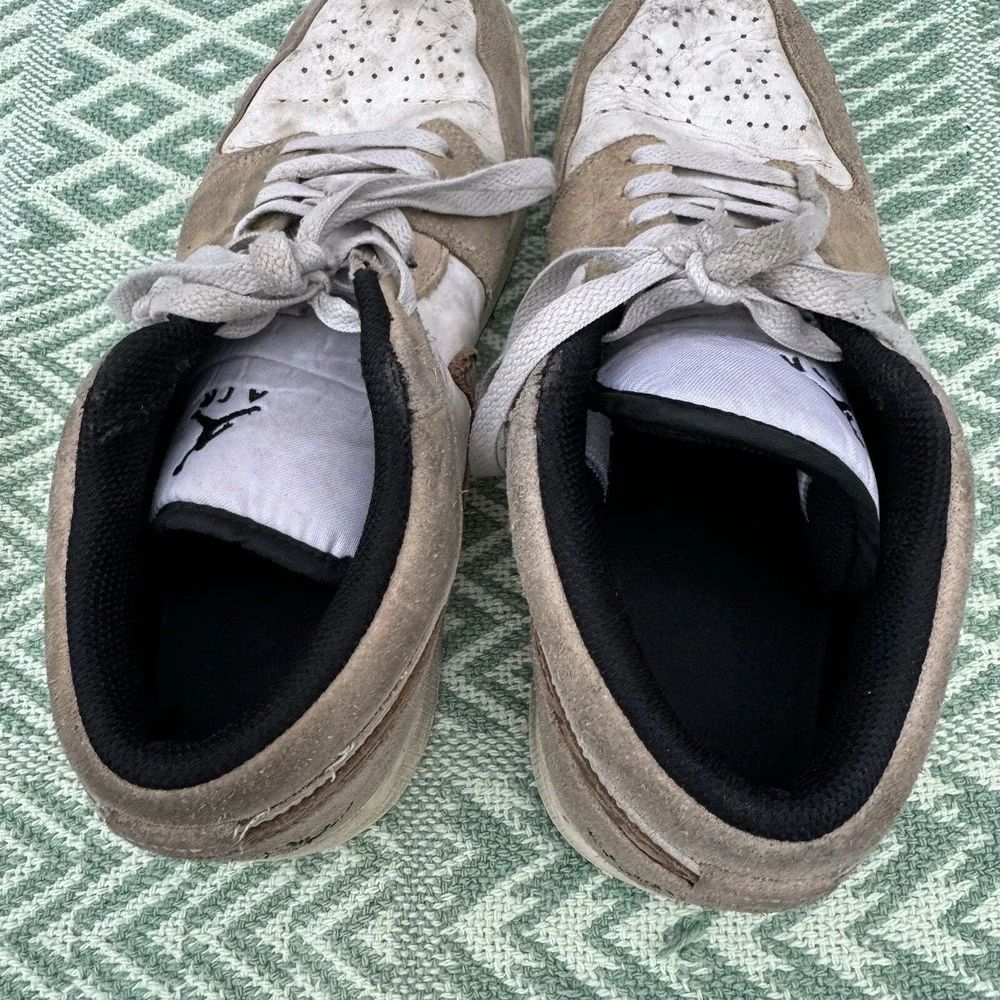 Size 8 - Jordan‎ Air Jordan 1 Low SE 